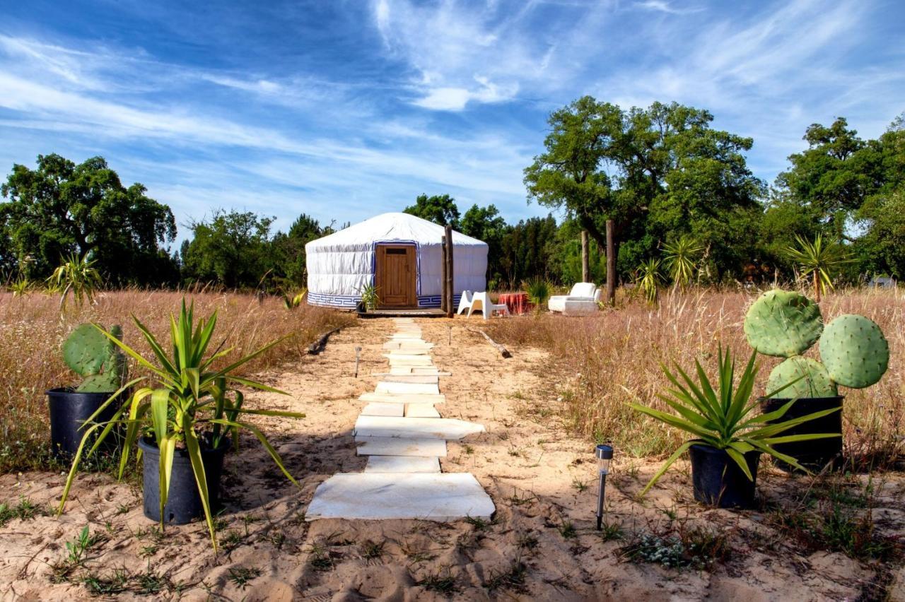 Goodmuda Tipi'S Hotel Grandola Exterior photo