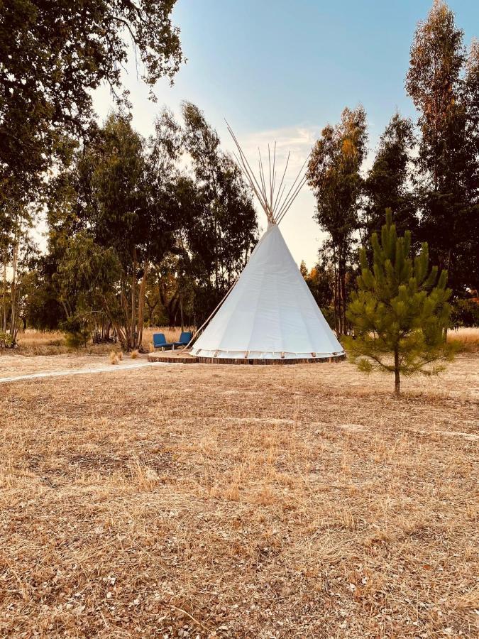 Goodmuda Tipi'S Hotel Grandola Exterior photo