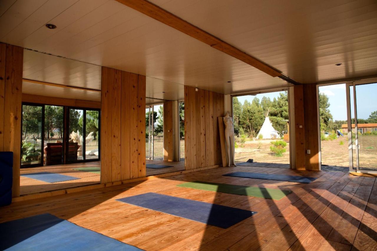 Goodmuda Tipi'S Hotel Grandola Exterior photo