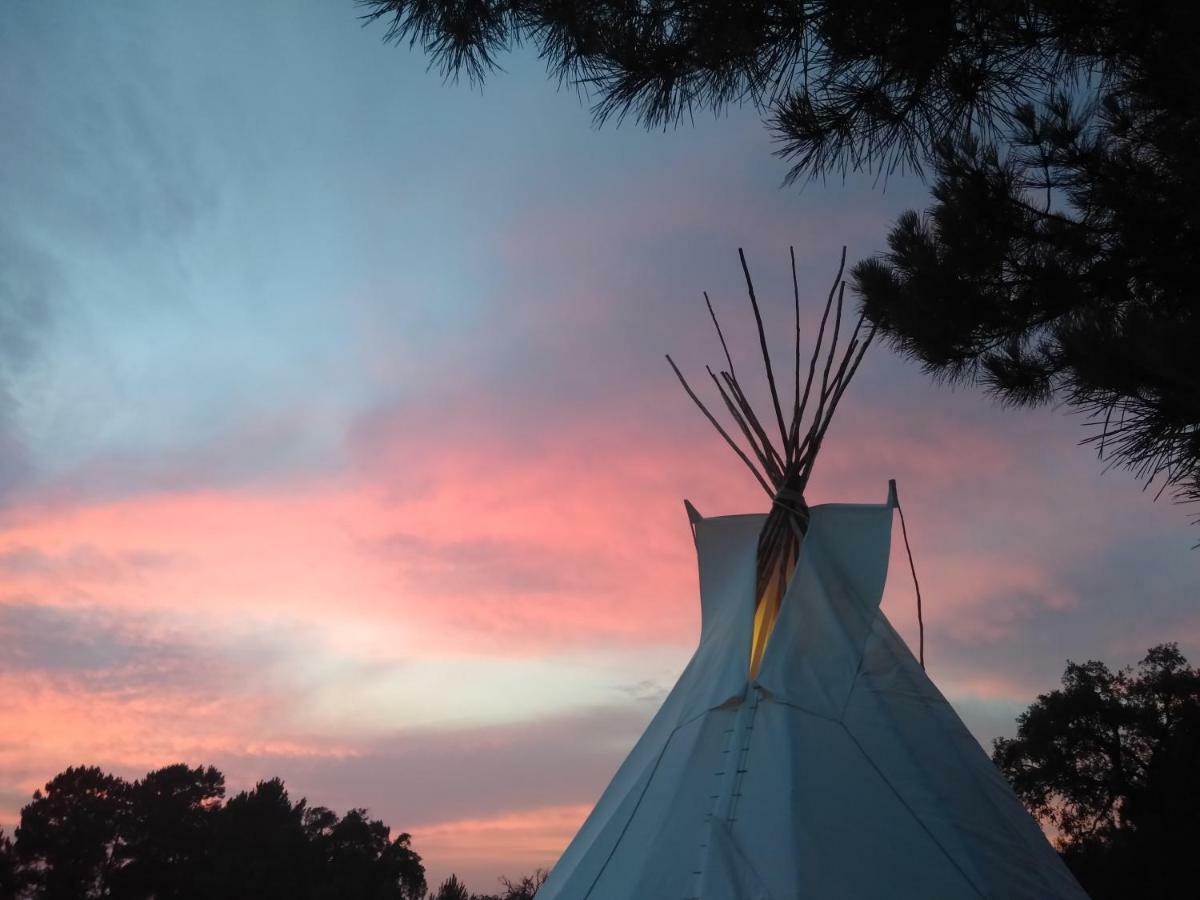 Goodmuda Tipi'S Hotel Grandola Exterior photo